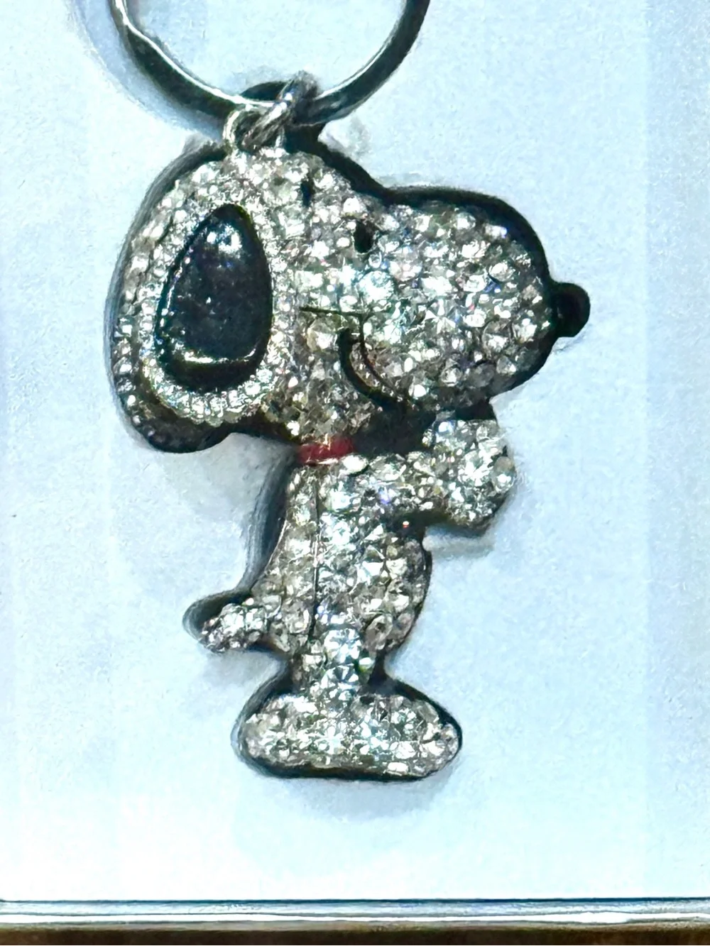Peanuts glittering snoopy